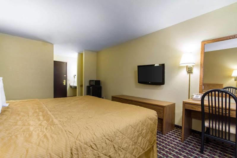 Econo Lodge Madison Exterior foto