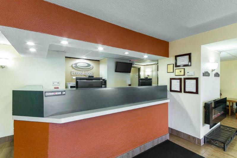 Econo Lodge Madison Exterior foto